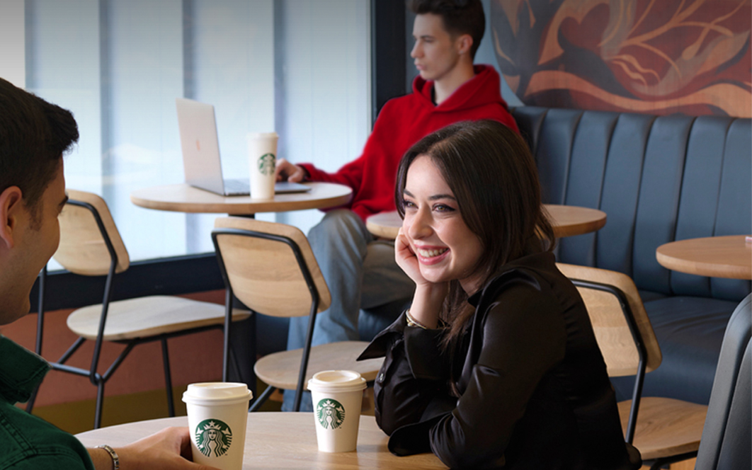 Starbucks’ta yapacağınız 250 TL ve üzeri yüklemelerde 5  yıldız hediye!